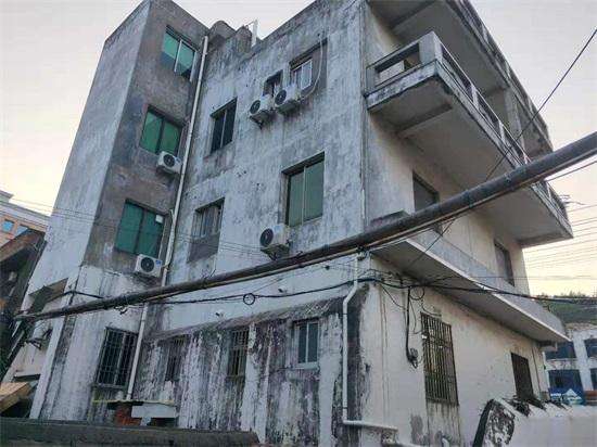 承接黄南州房屋建筑加固工程